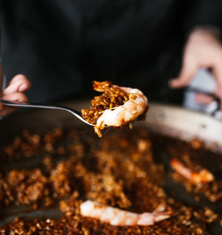 CATERING DE ARROCES PARA OFICINAS EN MADRID ENTRE SEMANA: CÓMO ORGANIZARLO SIN LÍOS